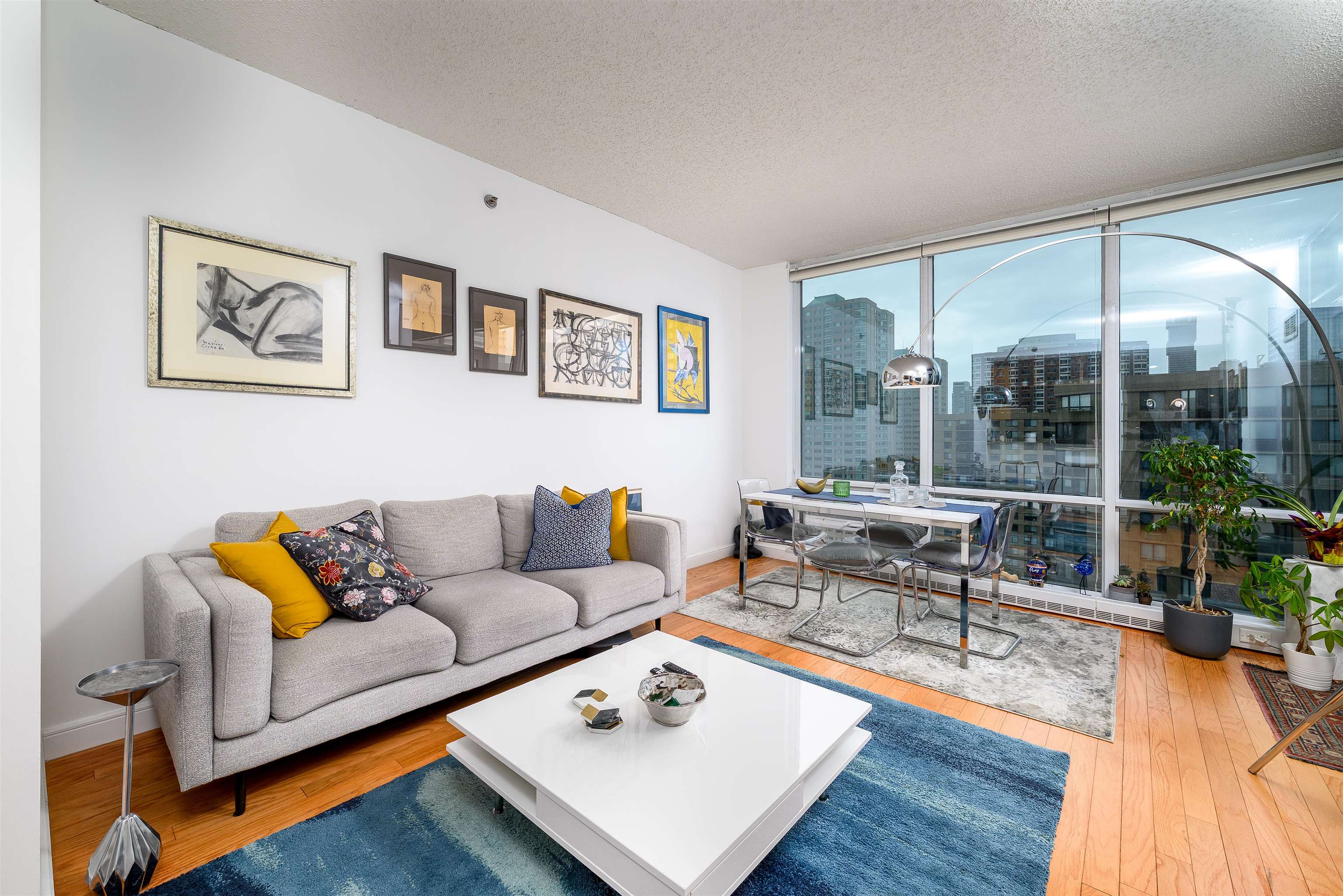 20 NEWPORT PARKWAY Unit: 2106