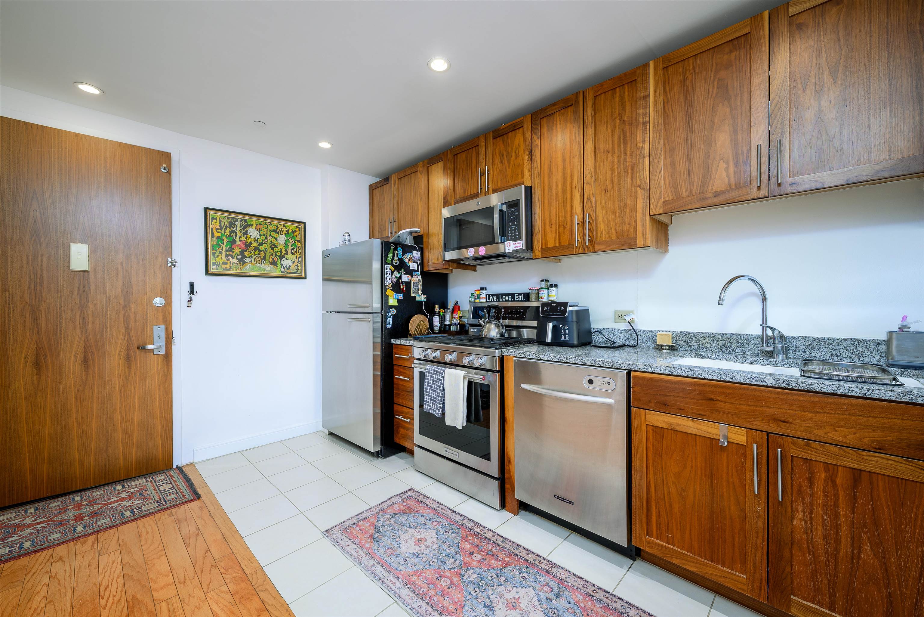 20 NEWPORT PARKWAY Unit: 2106