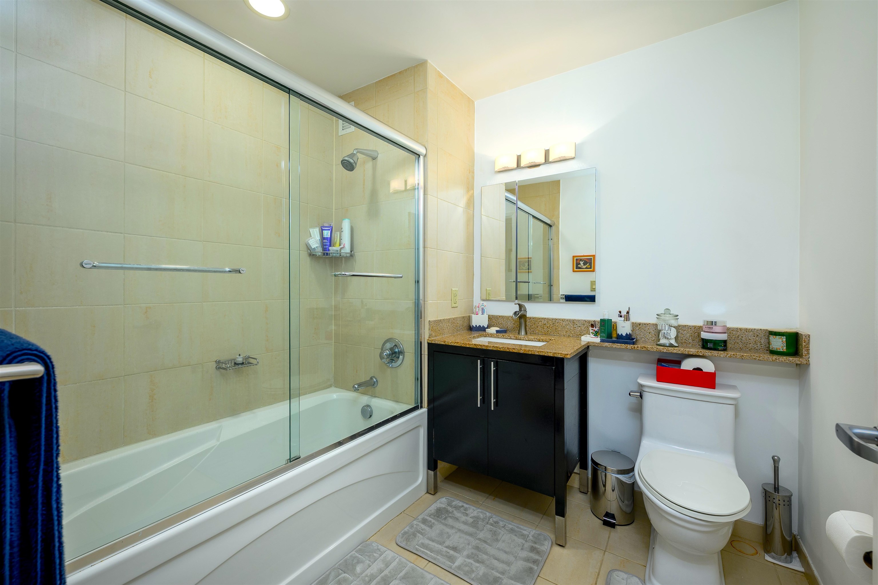 20 NEWPORT PARKWAY Unit: 2106