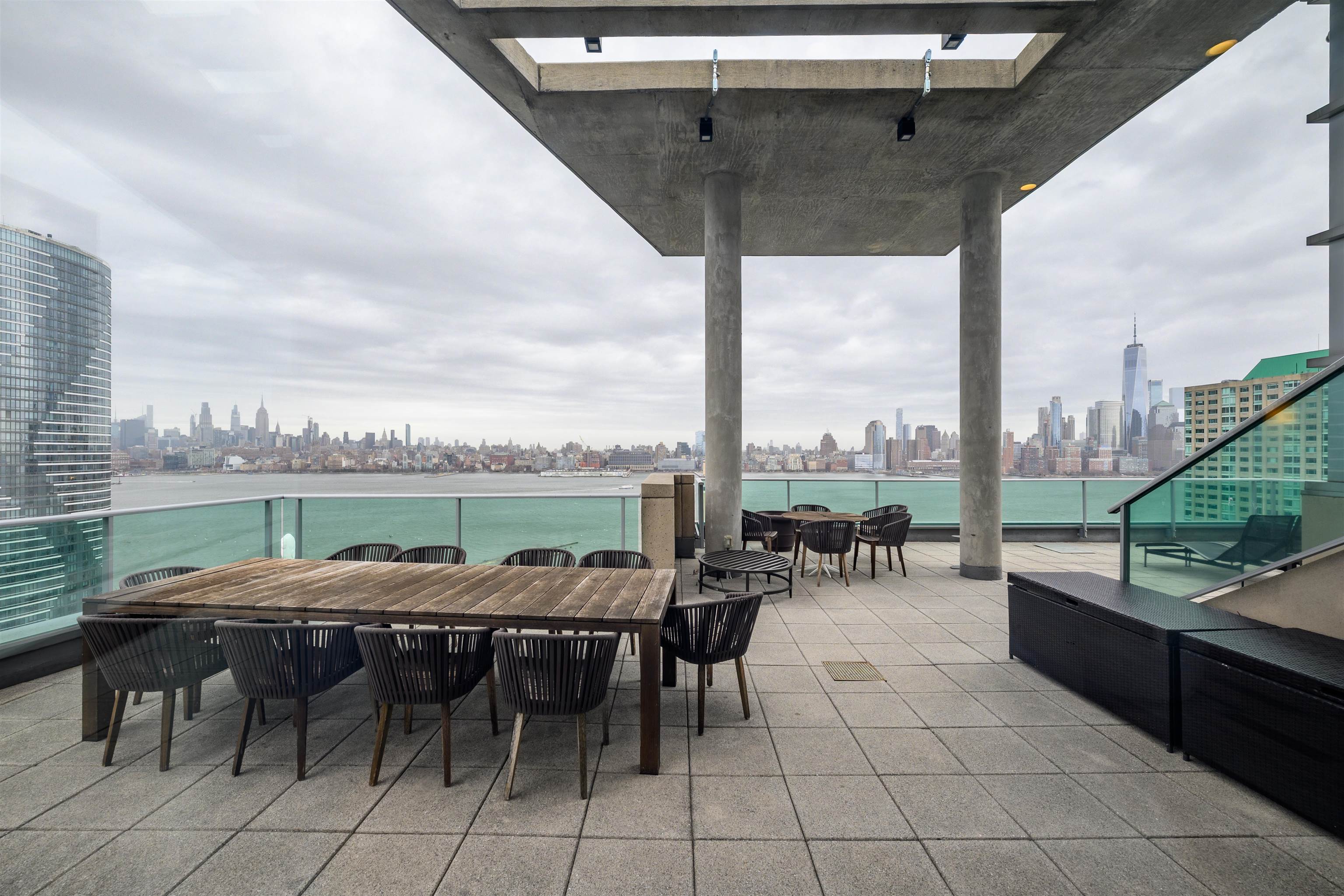 20 NEWPORT PARKWAY Unit: 2106