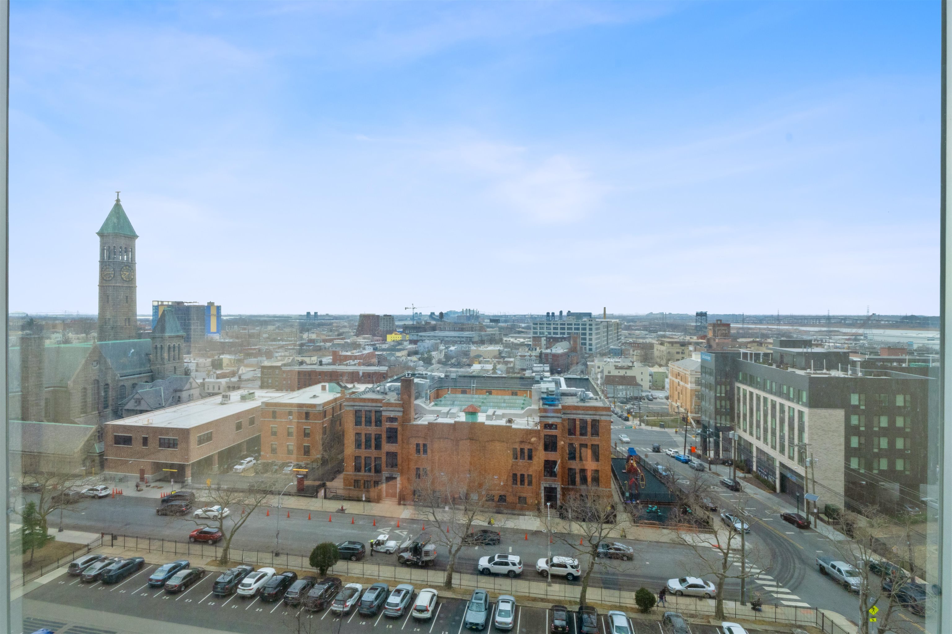 225 ST PAUL AVE Unit: 11A