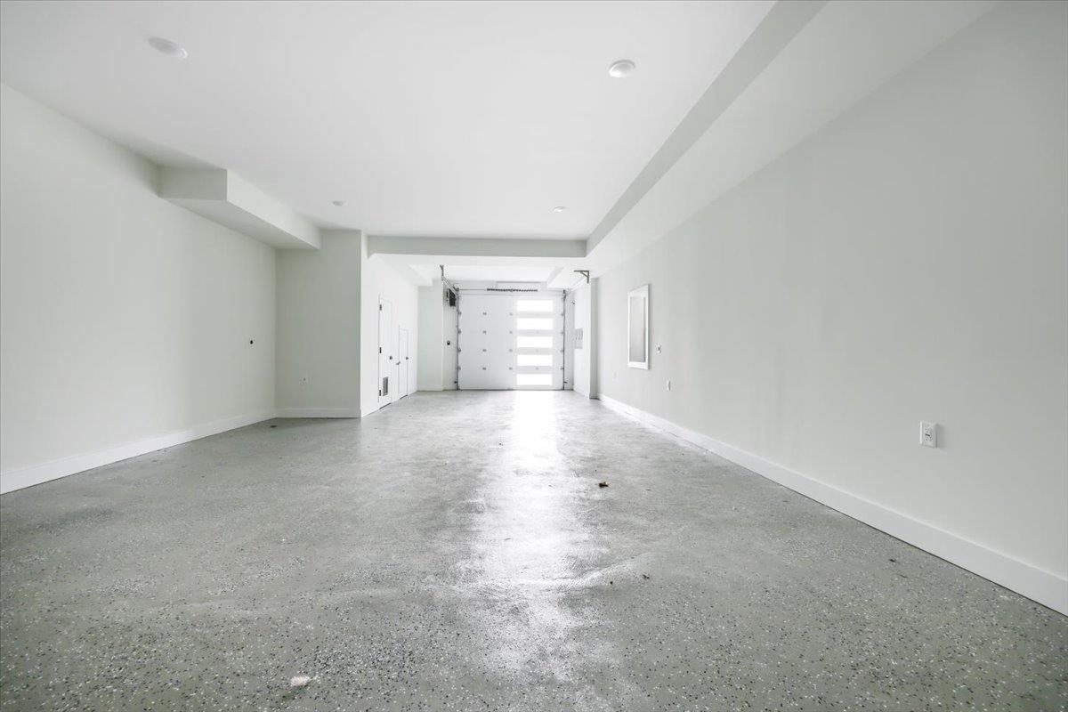 92 ZABRISKIE ST Unit: 1