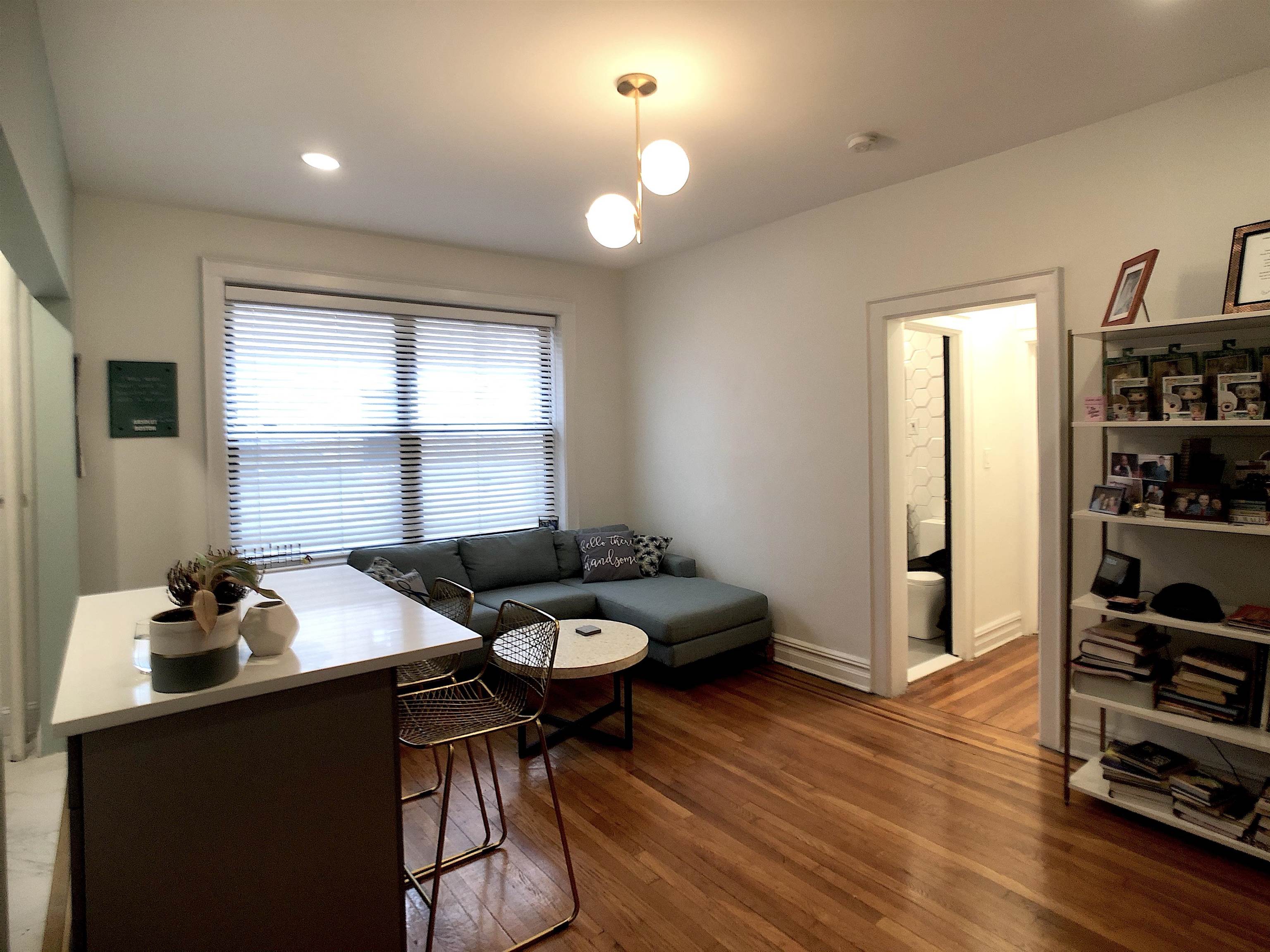 56 GLENWOOD AVE Unit: 42