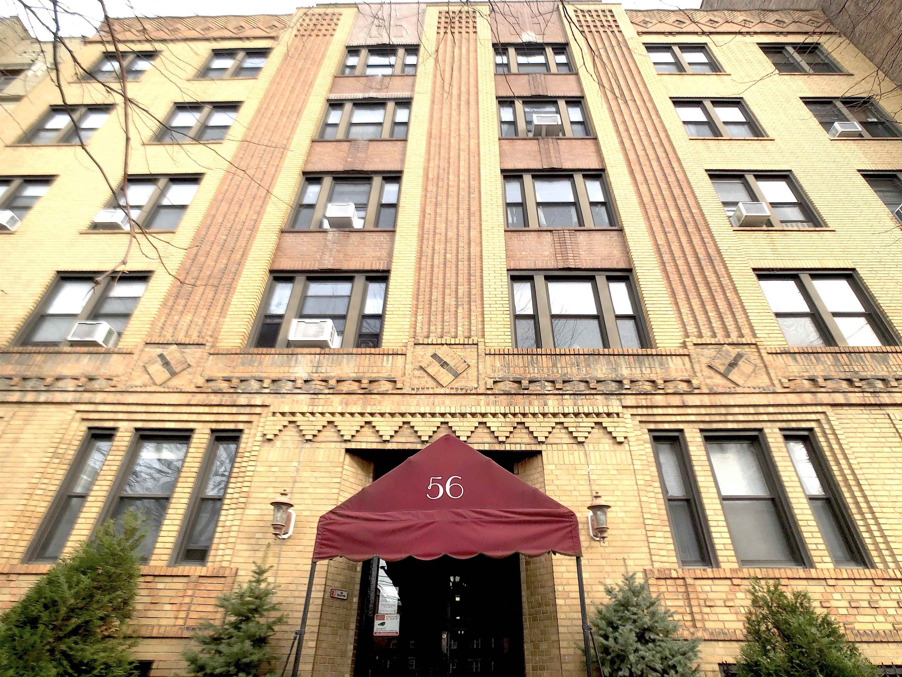 56 GLENWOOD AVE Unit: 42