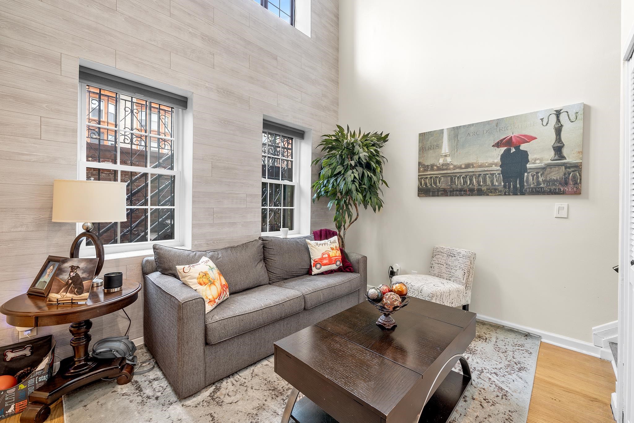 1125 WASHINGTON ST Unit: 1F