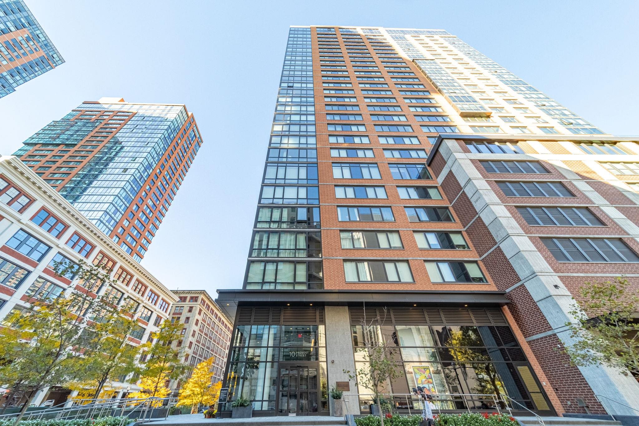 10 PROVOST ST Unit: 2507