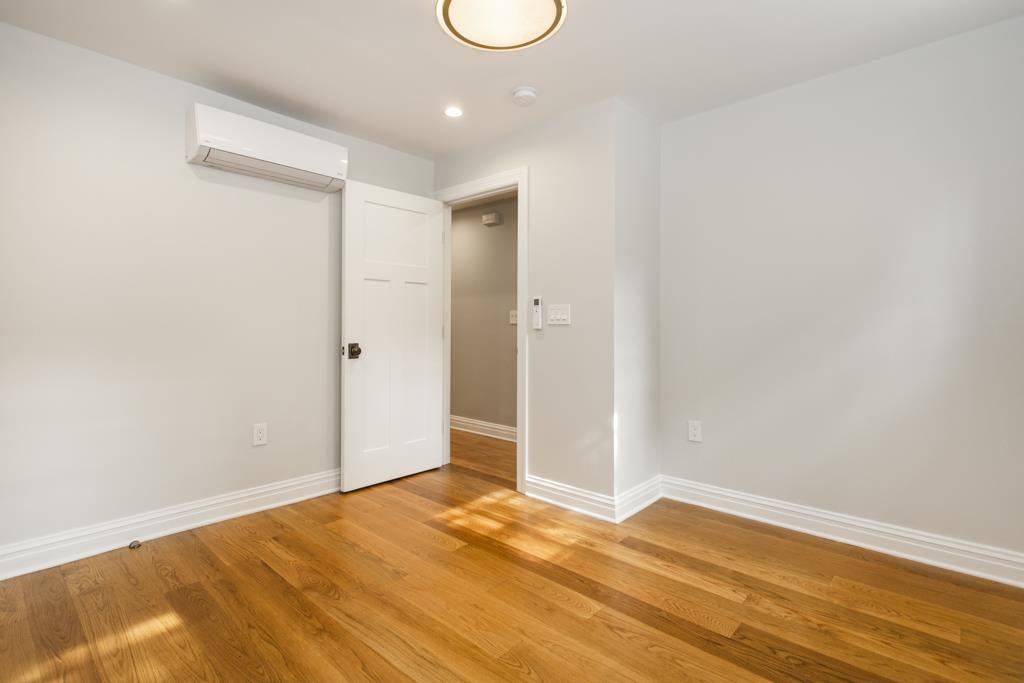 234 1ST ST