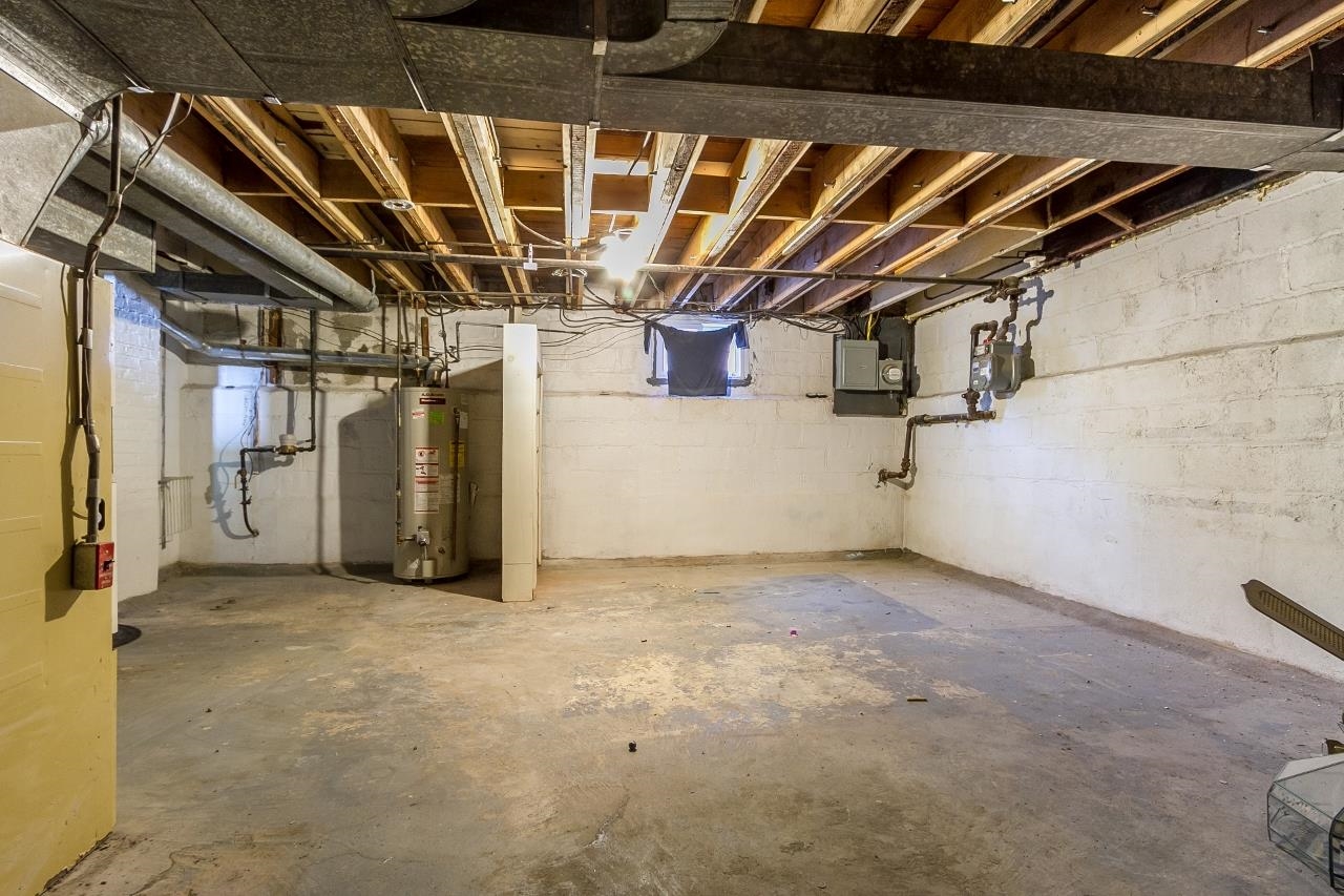 2 VETERANS CT