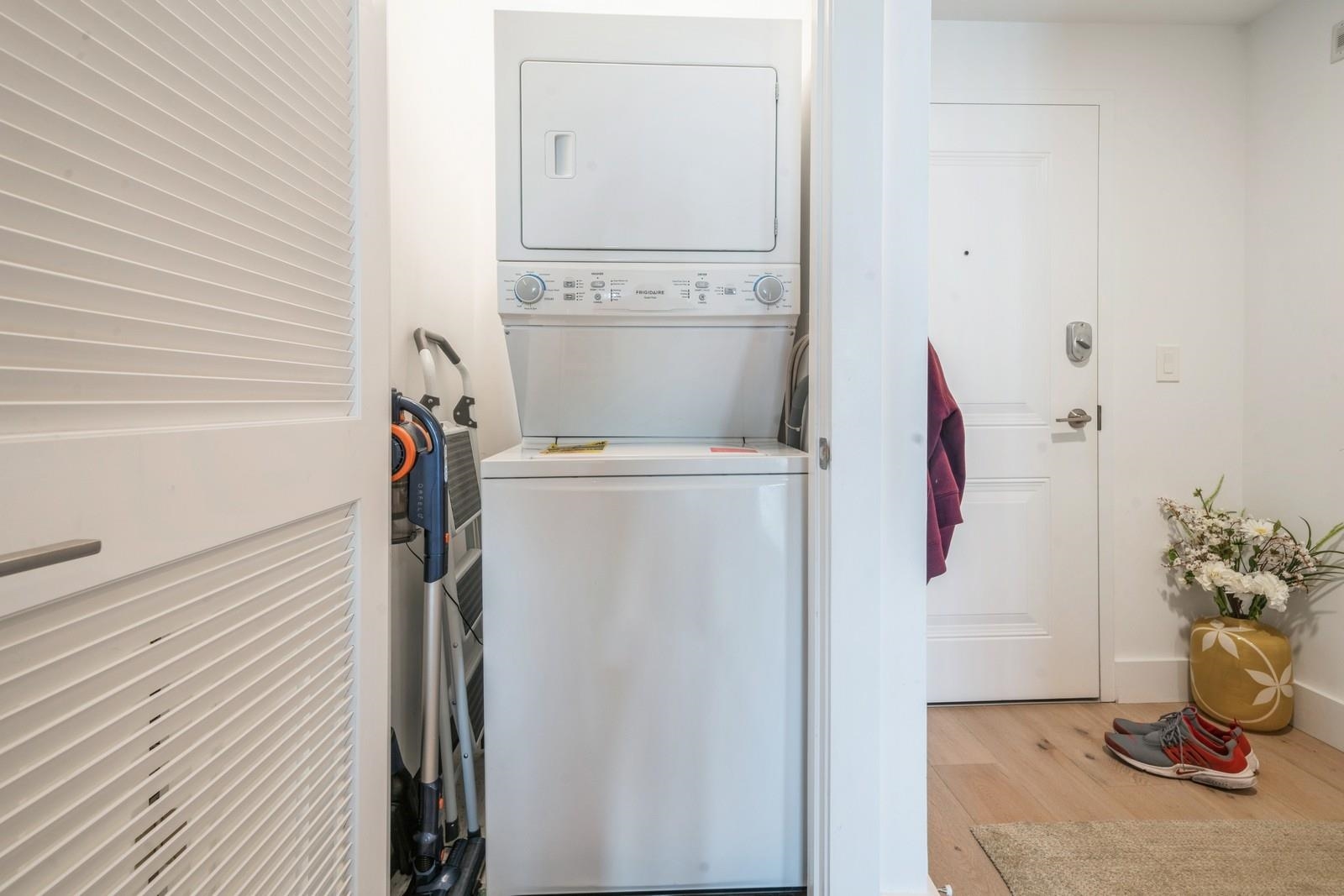 348 BALDWIN AVE Unit: 306