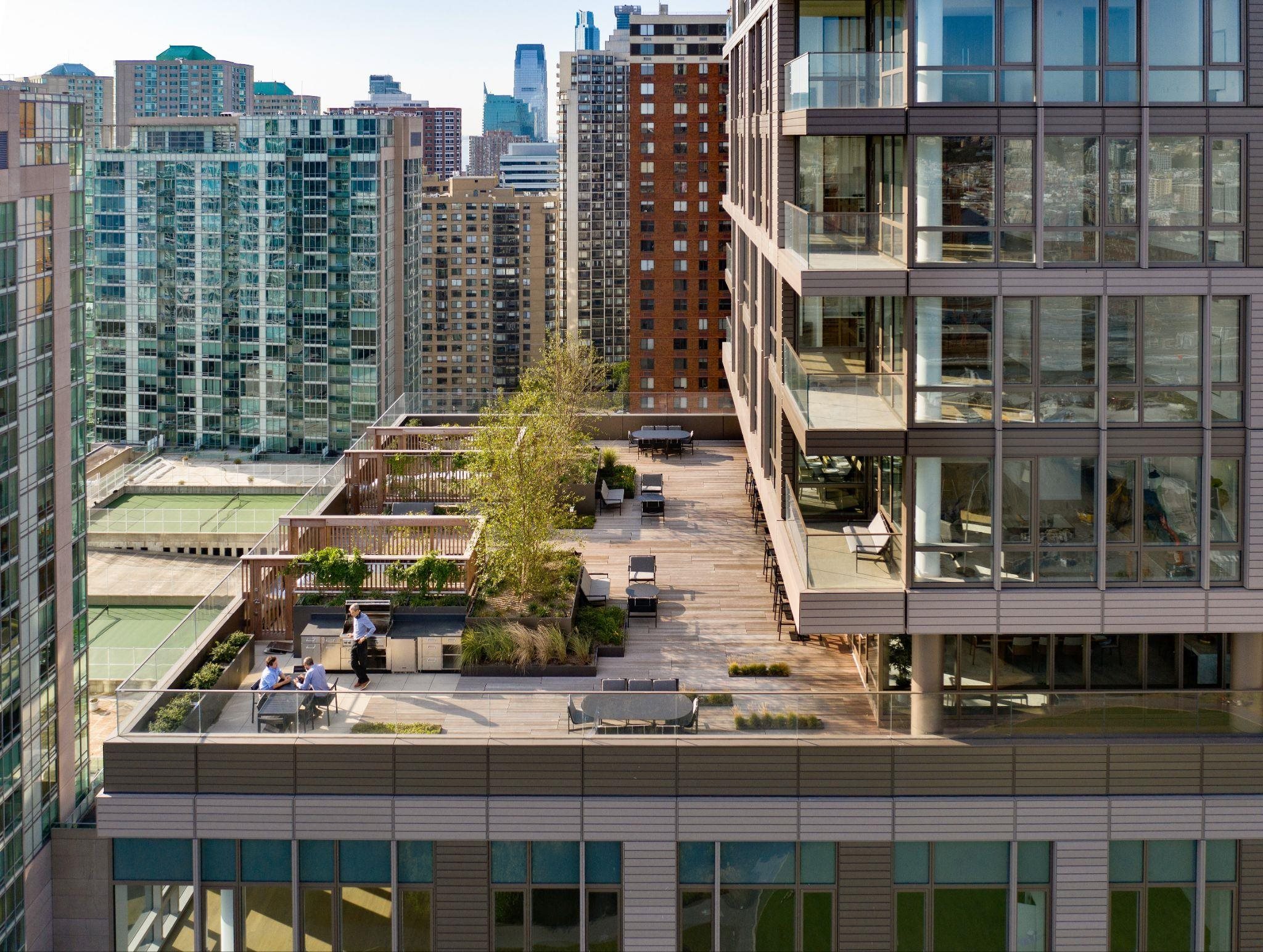 75 PARK LANE SOUTH Unit: 3507