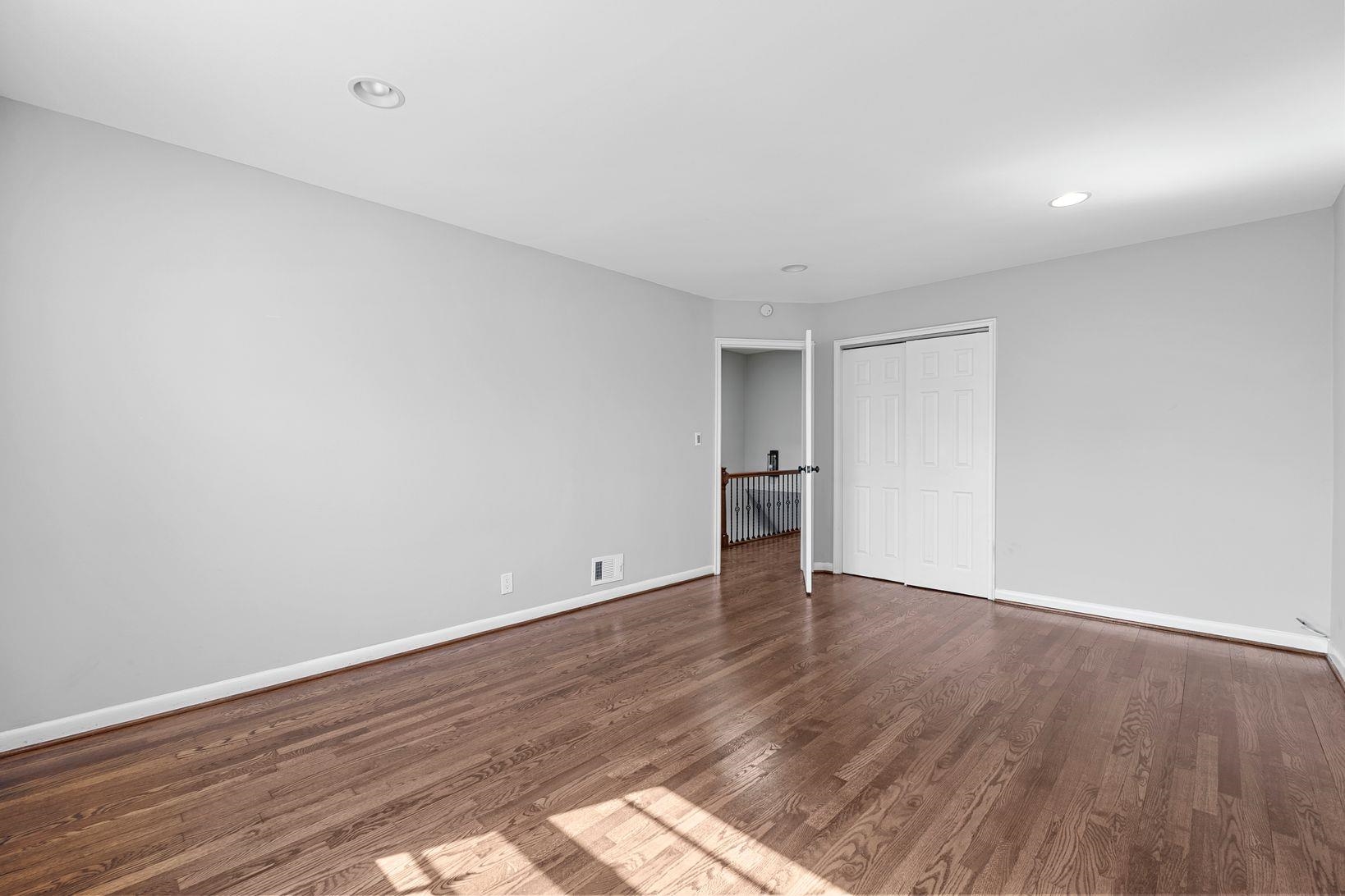 86 PALISADE AVE Unit: Apt 2
