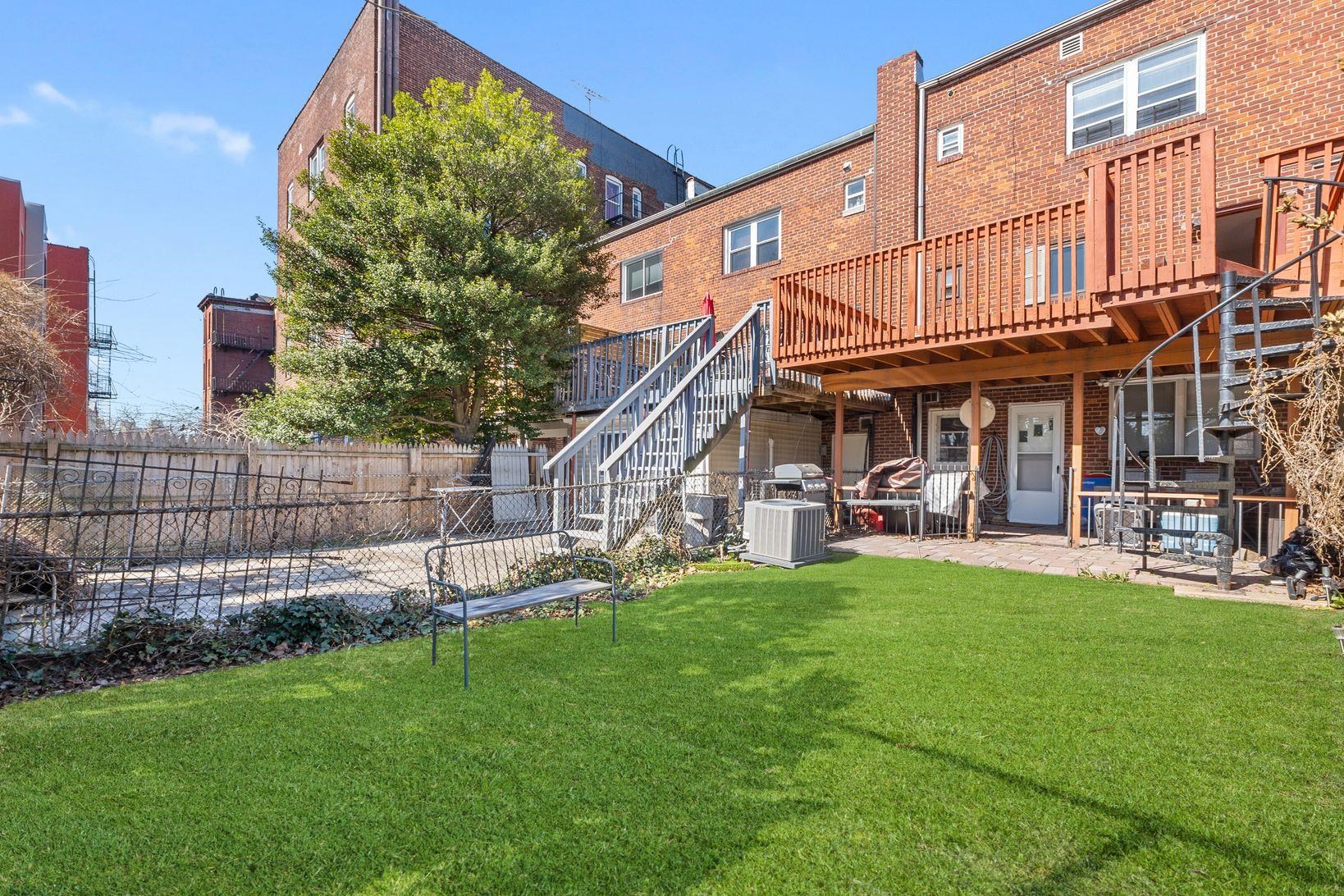 86 PALISADE AVE Unit: Apt 2