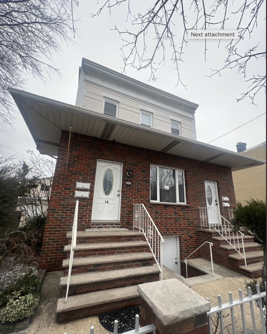 262 MAPLE ST Unit: 2F