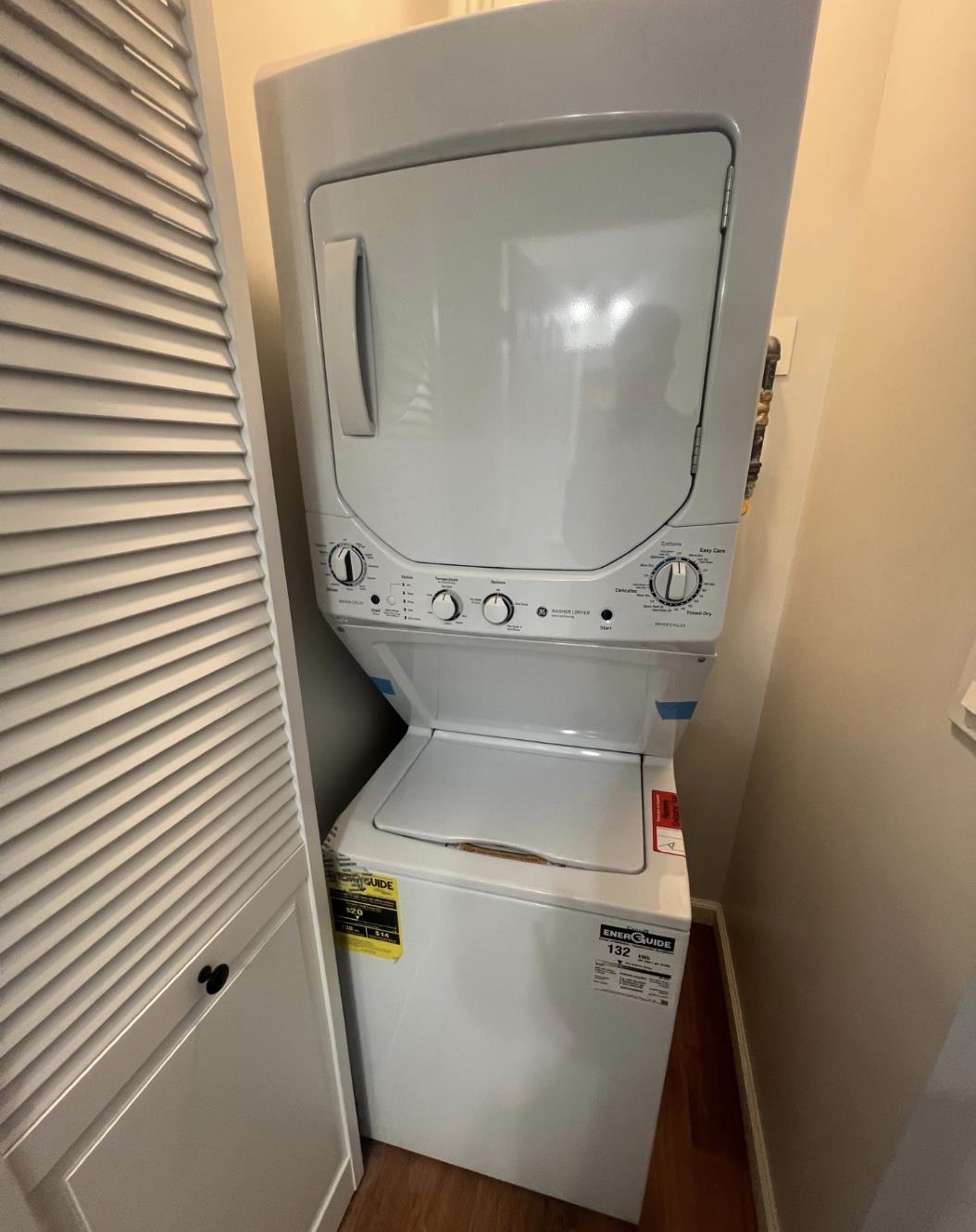 262 MAPLE ST Unit: 2F