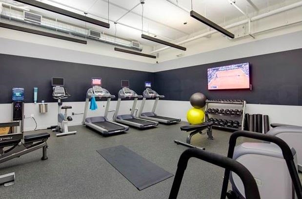 160 1ST ST Unit: 302