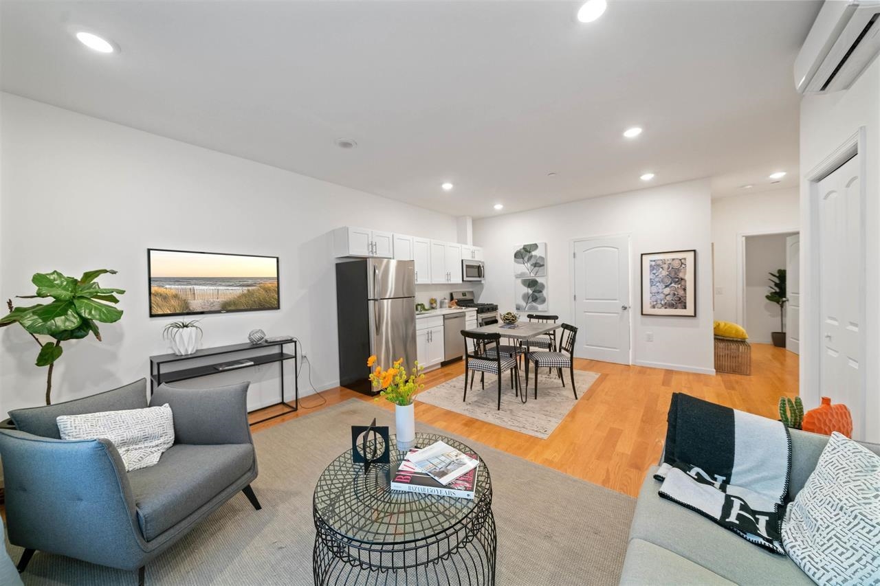 60A COTTAGE ST Unit: #2A