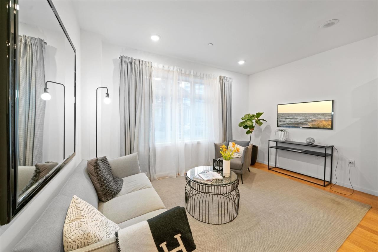 60A COTTAGE ST Unit: #2A