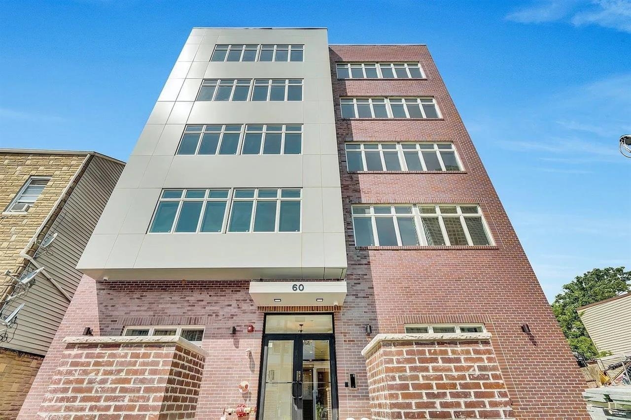 60A COTTAGE ST Unit: #2A