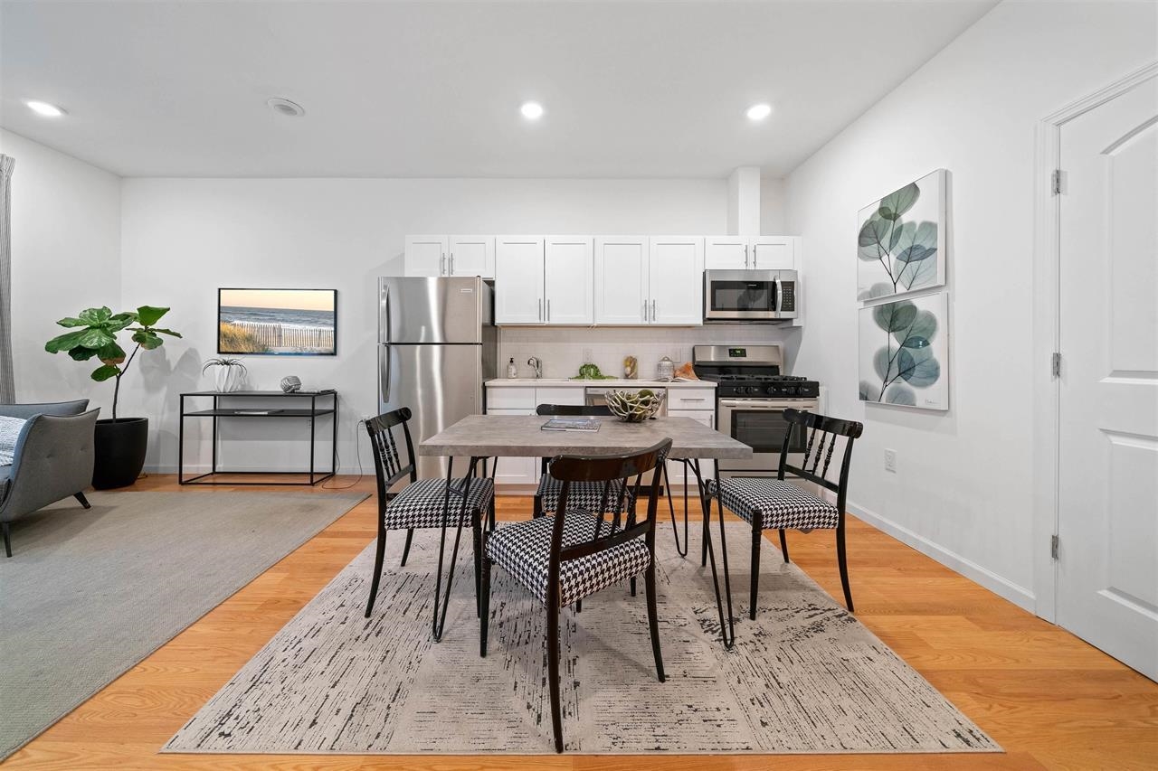 60A COTTAGE ST Unit: #2A