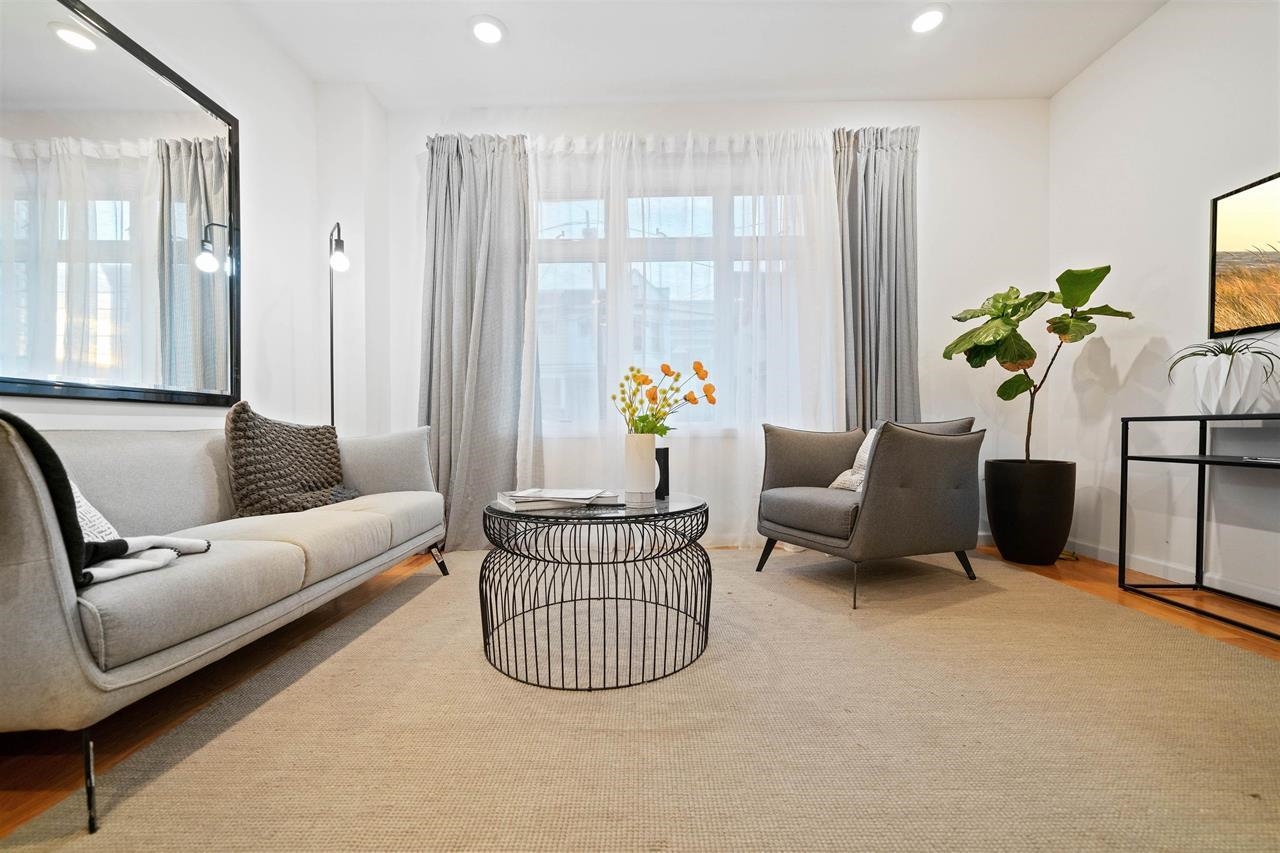 60A COTTAGE ST Unit: #2A