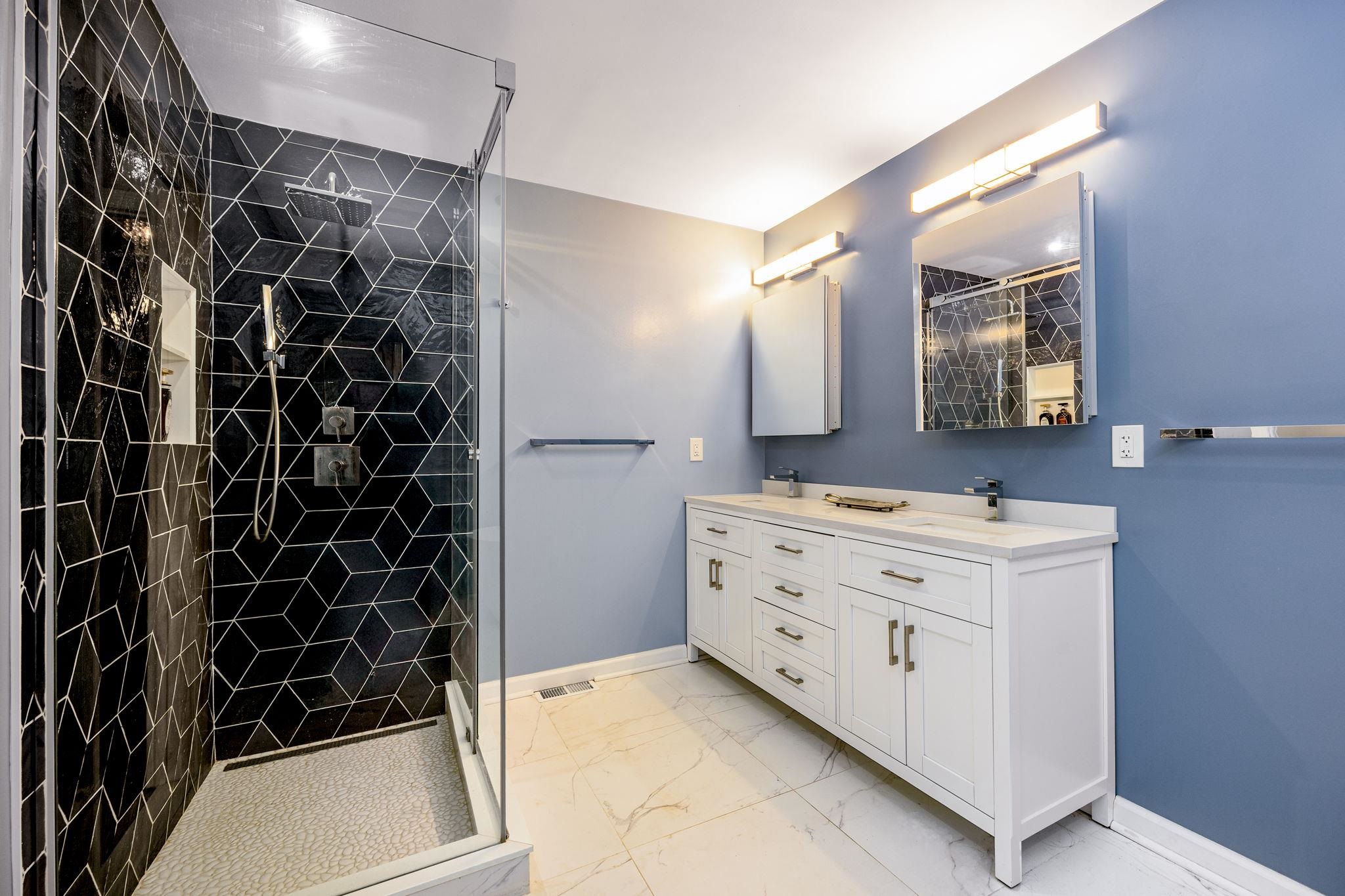 319 1ST ST Unit: 108