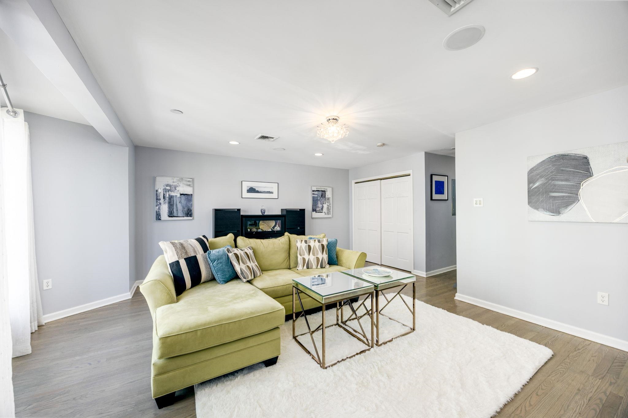 319 1ST ST Unit: 108