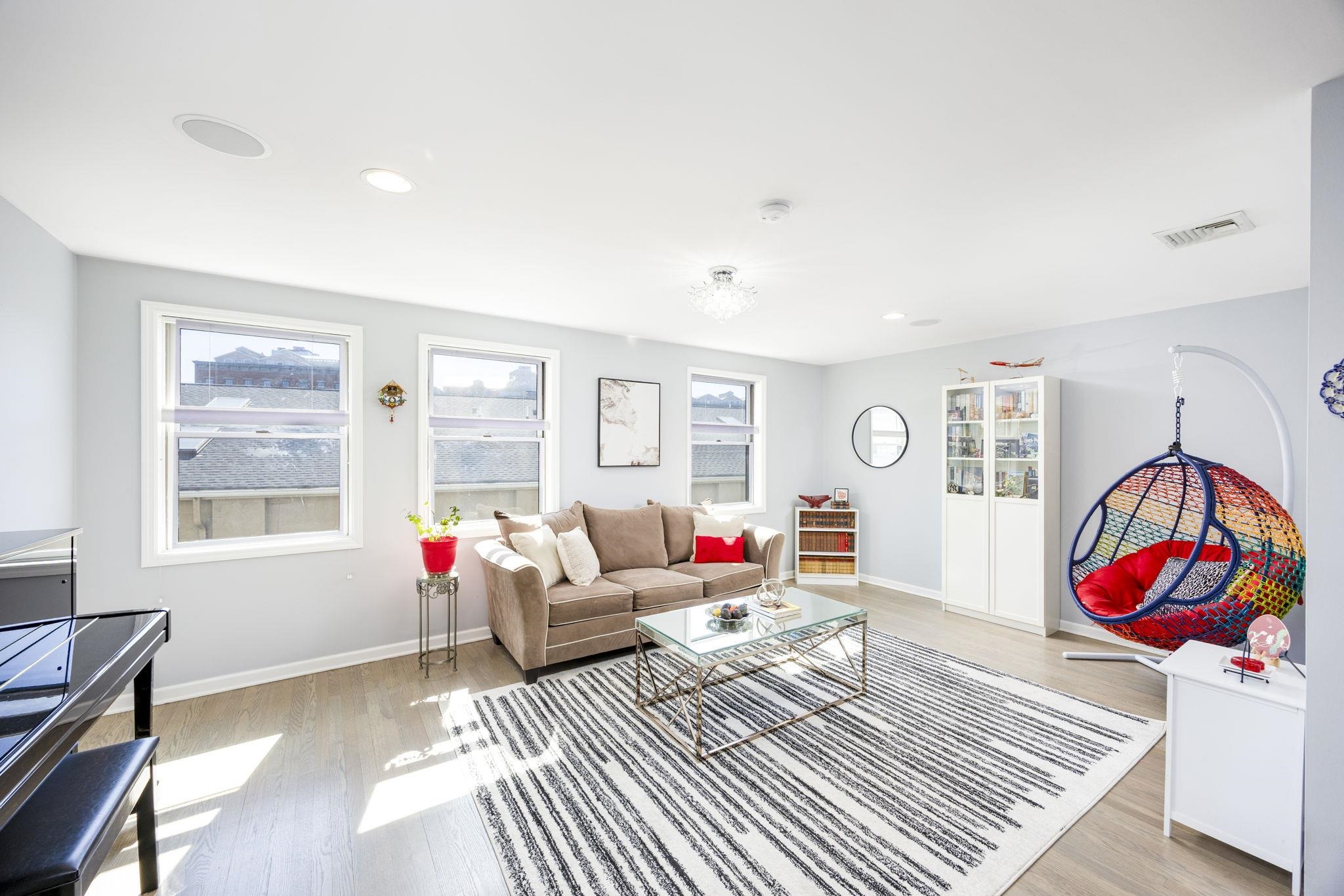 319 1ST ST Unit: 108