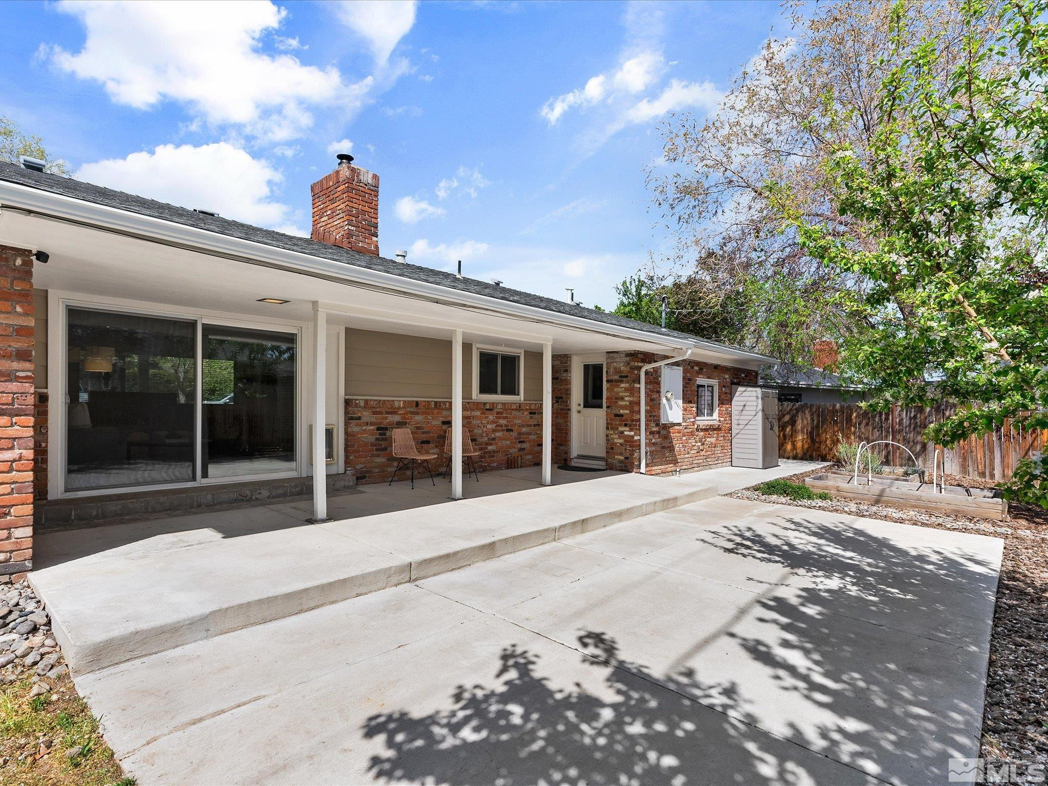 1460 Westwood Drive