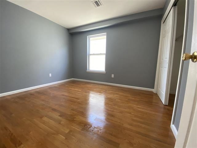 710 23RD ST Unit: 3