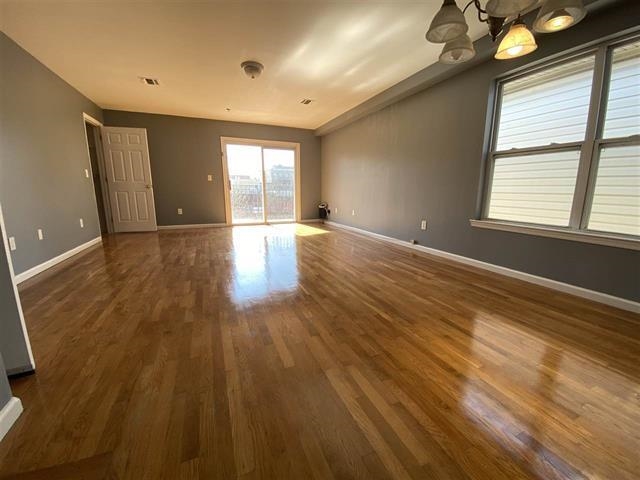 710 23RD ST Unit: 3
