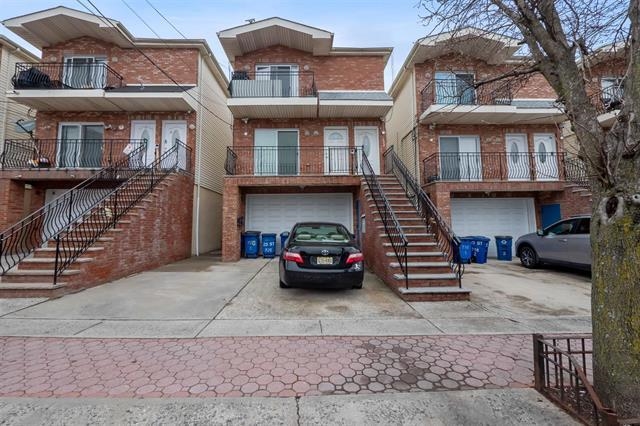 710 23RD ST Unit: 3