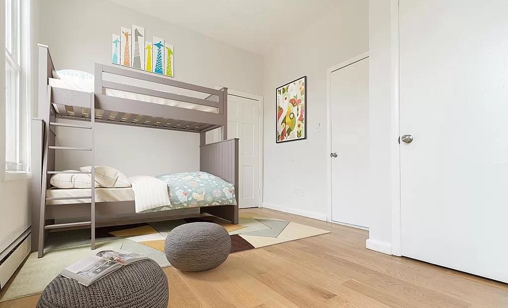 86 GRIFFITH ST Unit: 1