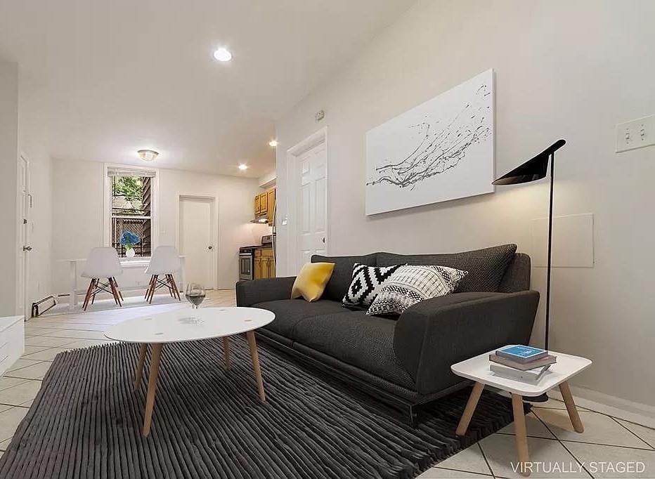 86 GRIFFITH ST Unit: 1