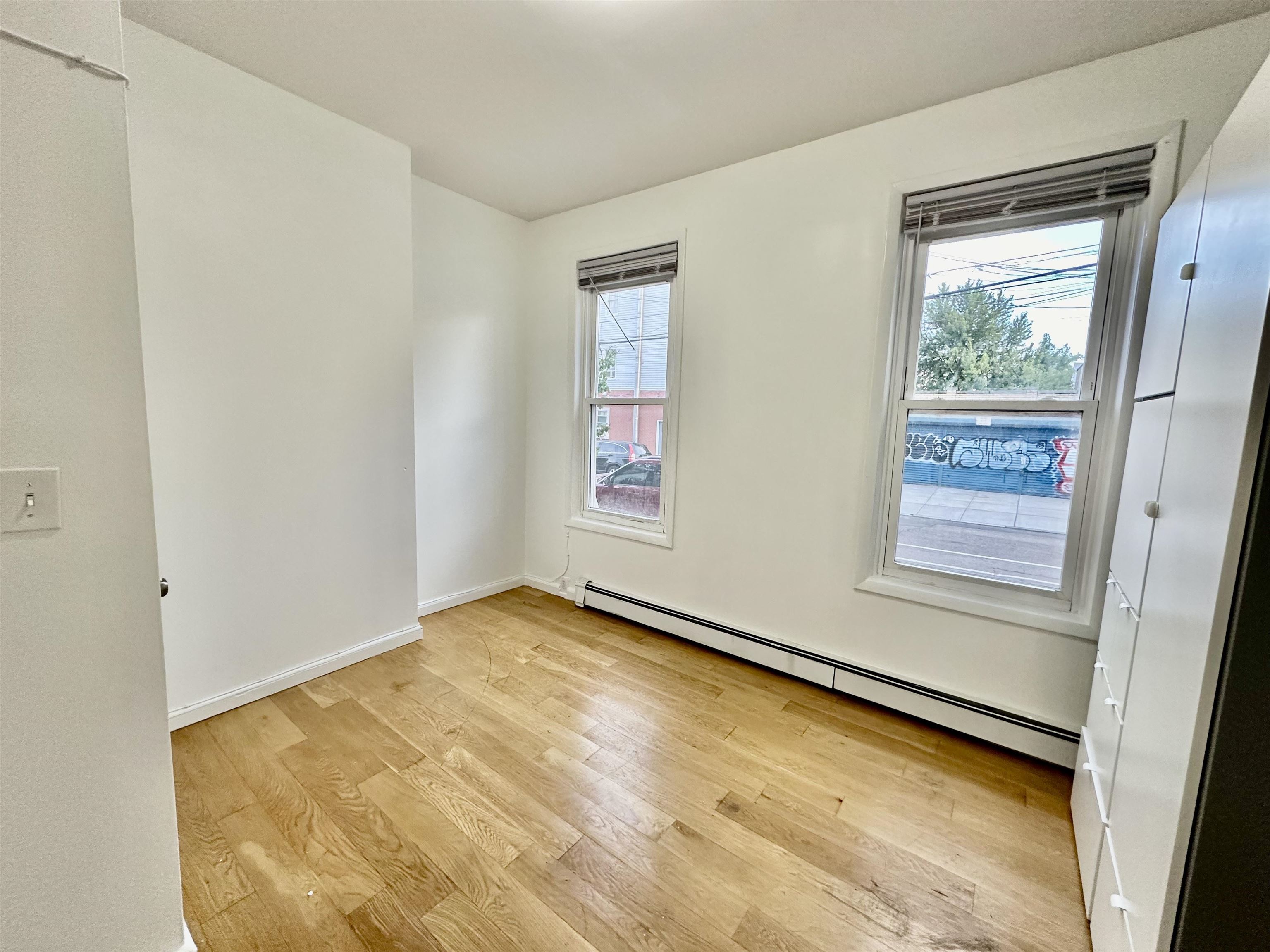86 GRIFFITH ST Unit: 1