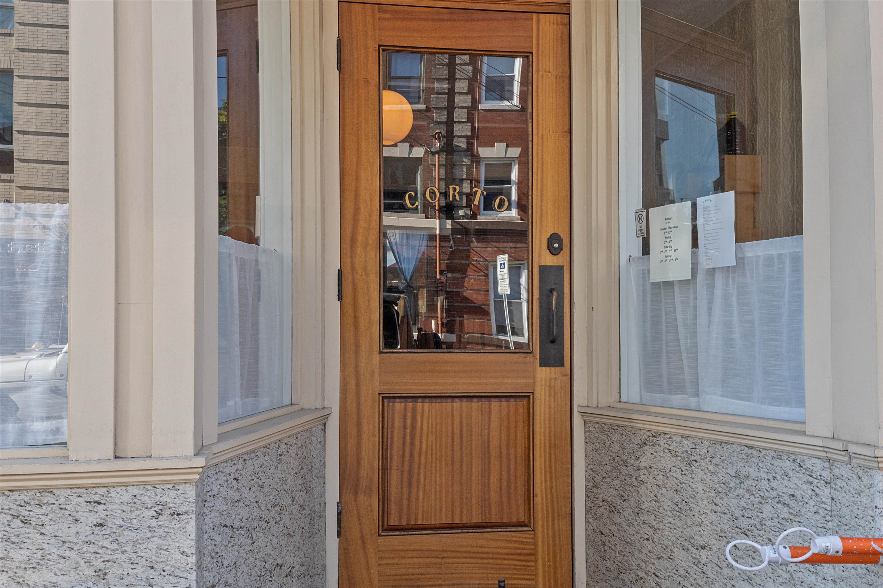 86 GRIFFITH ST Unit: 1