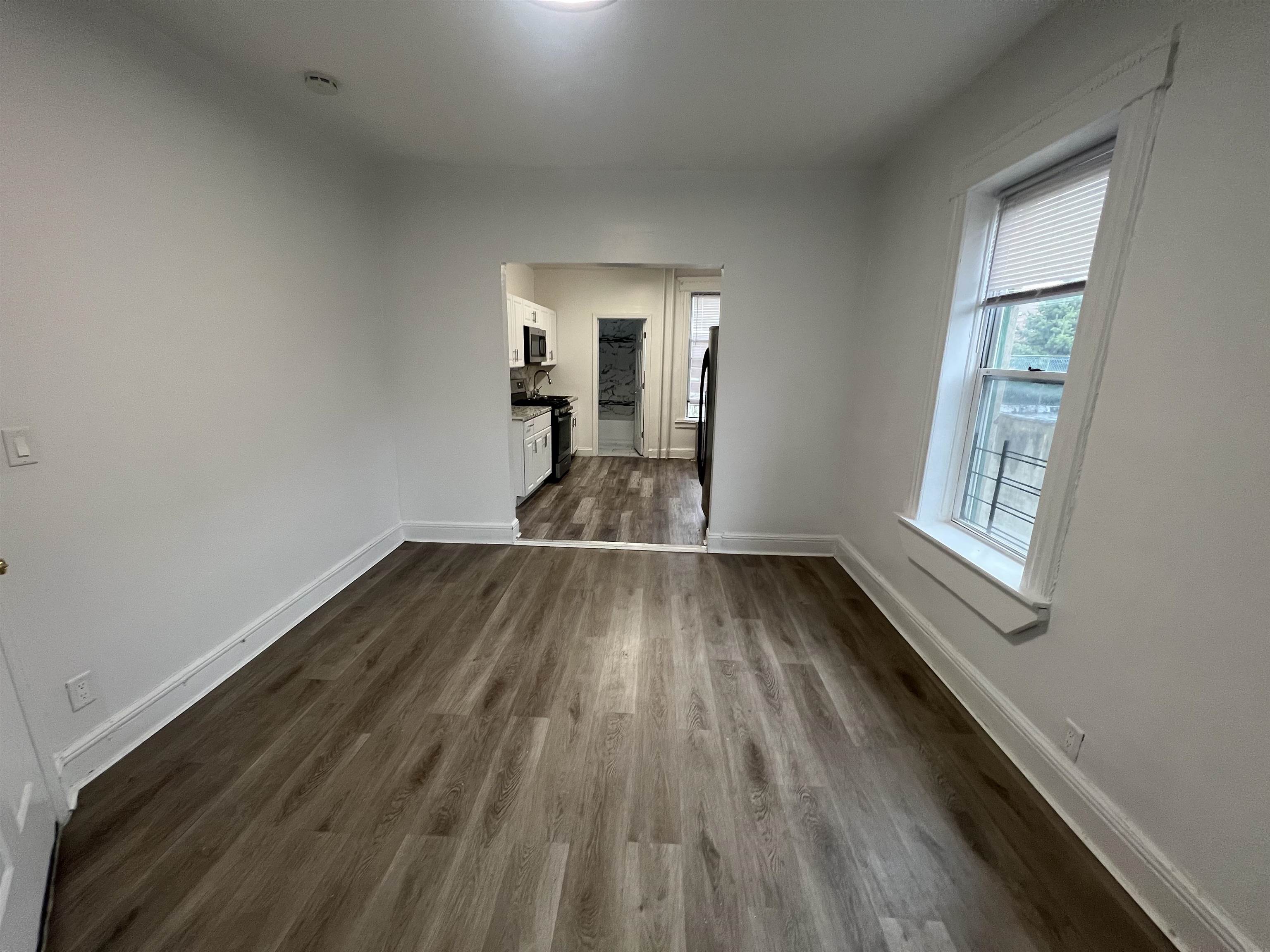 818 27TH ST Unit: 3
