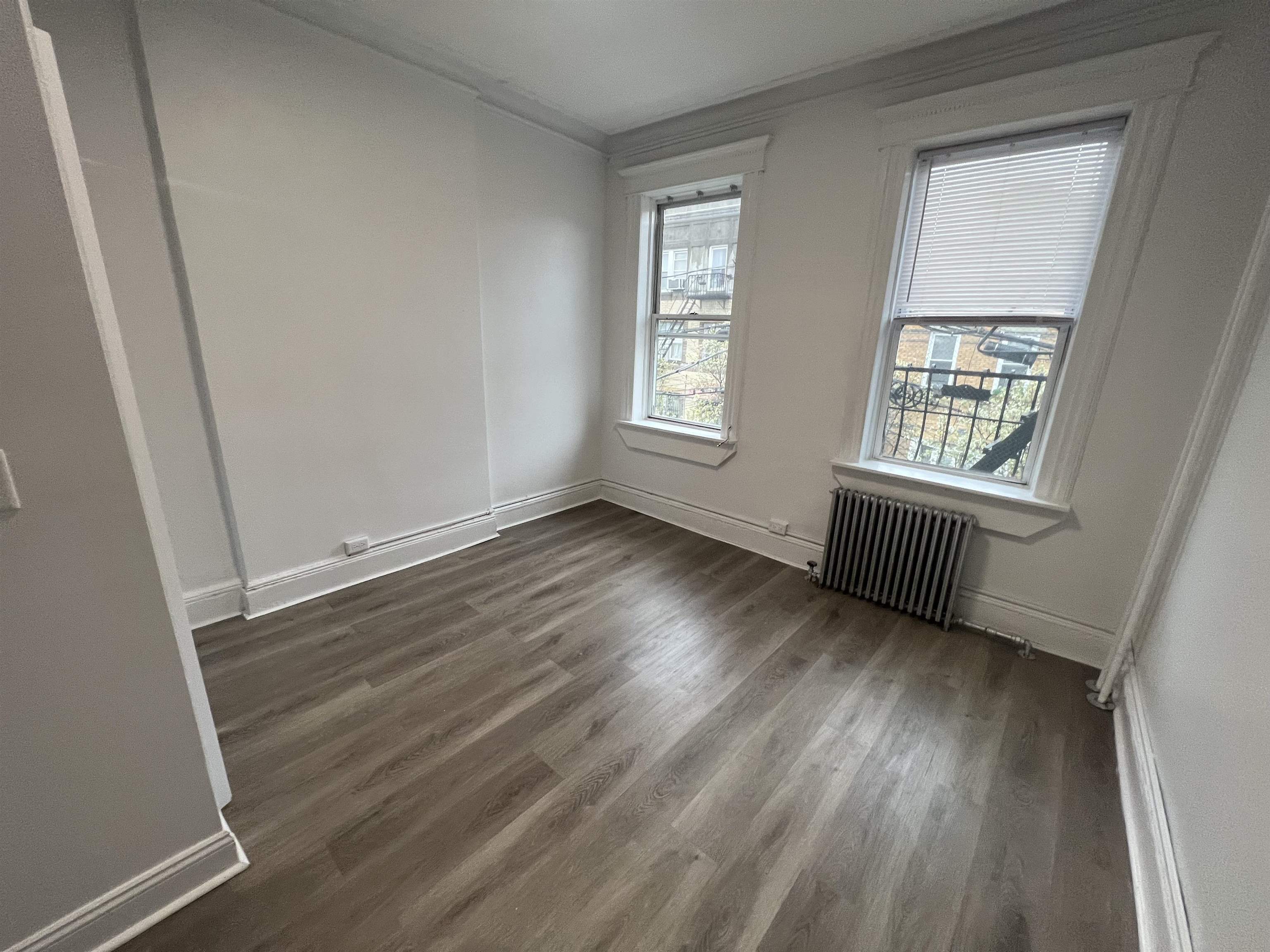 818 27TH ST Unit: 3