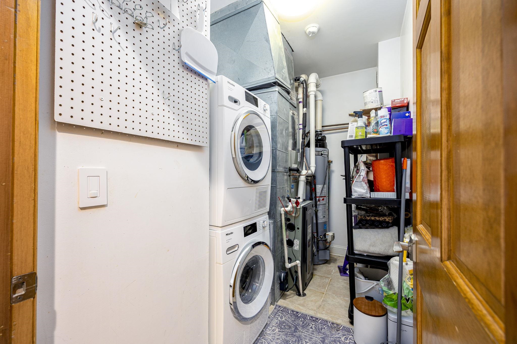 405 JEFFERSON ST Unit: 2