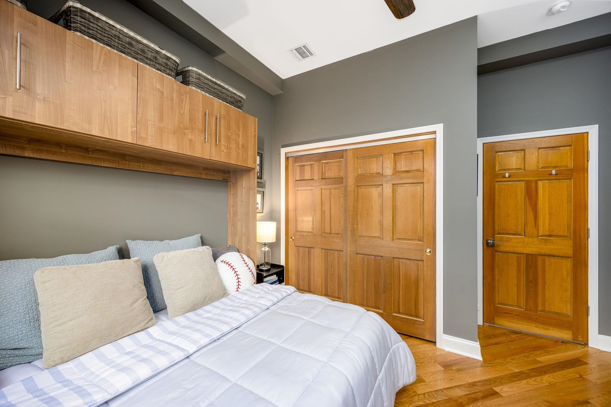 405 JEFFERSON ST Unit: 2