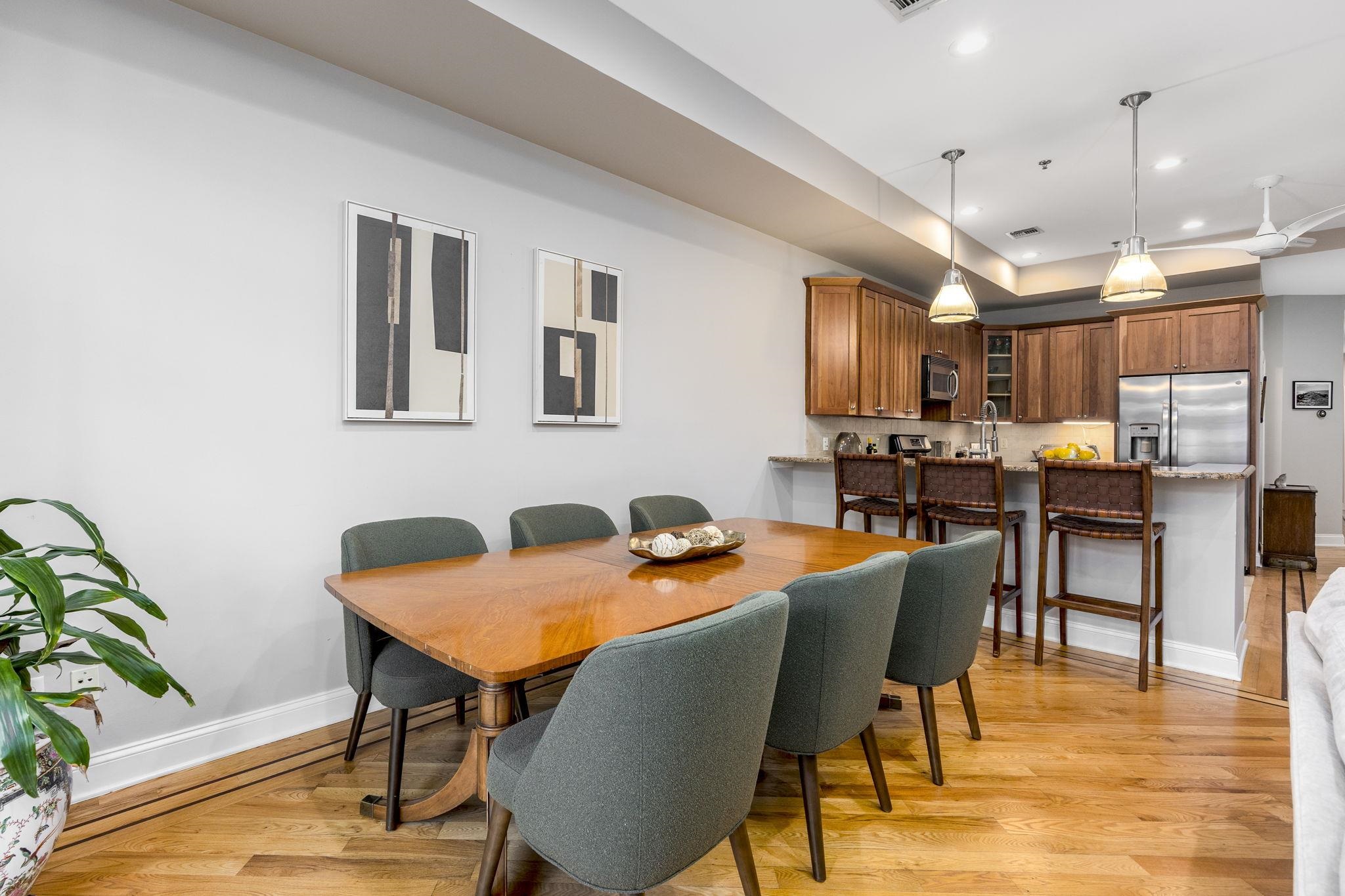 405 JEFFERSON ST Unit: 2