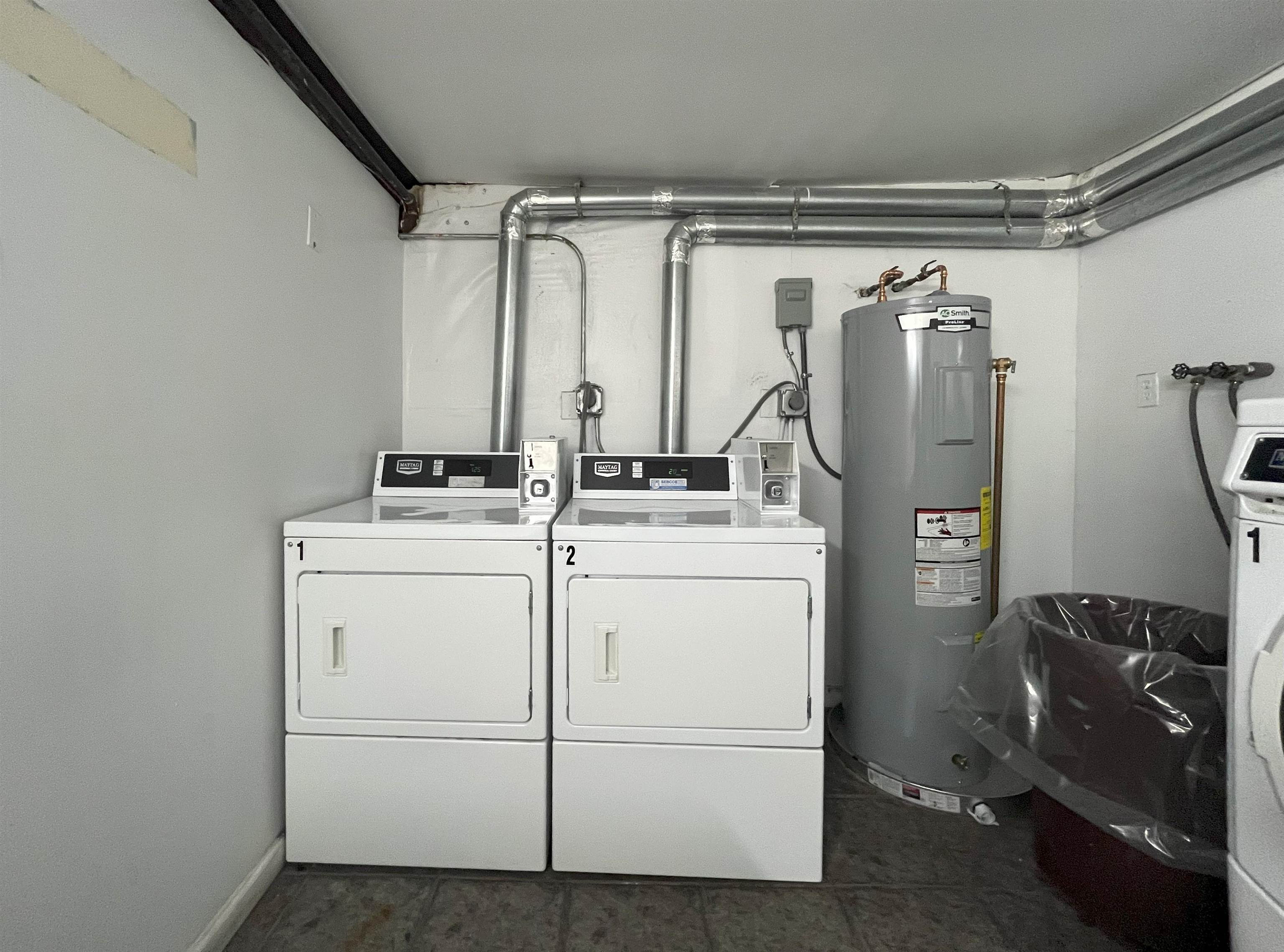 214 70TH ST Unit: 1B