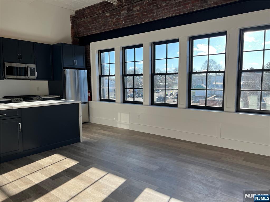 231 Dock Road 3A