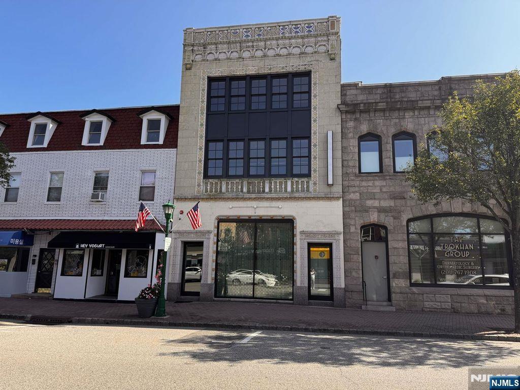 231 Dock Road 3A