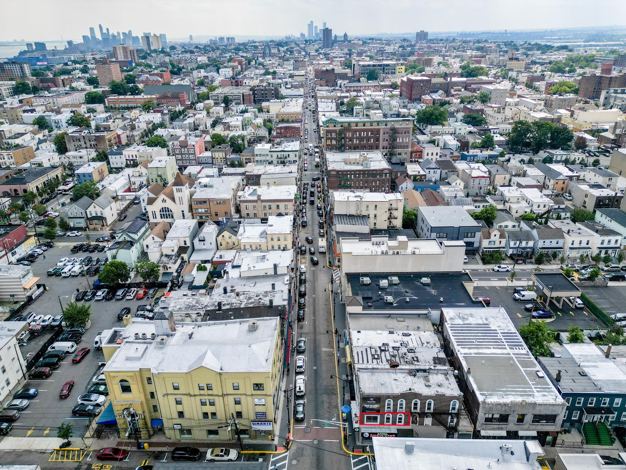 4119 BERGENLINE AVE Unit: 2