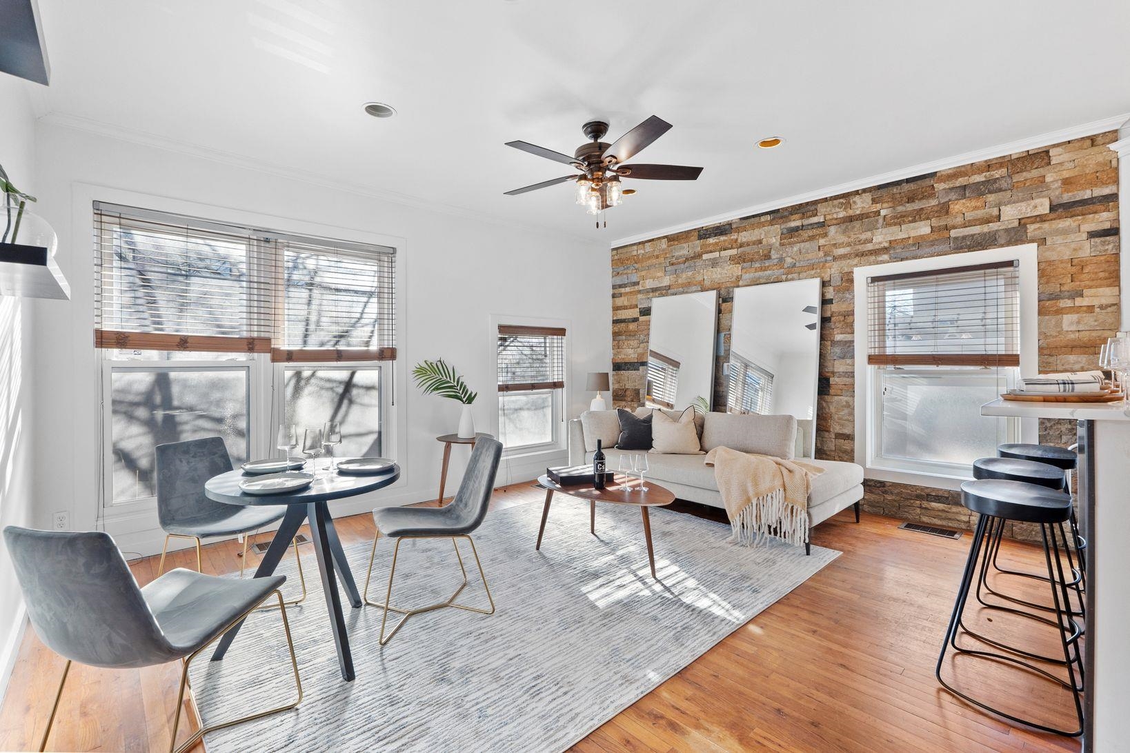 579 PALISADE AVE Unit: 1