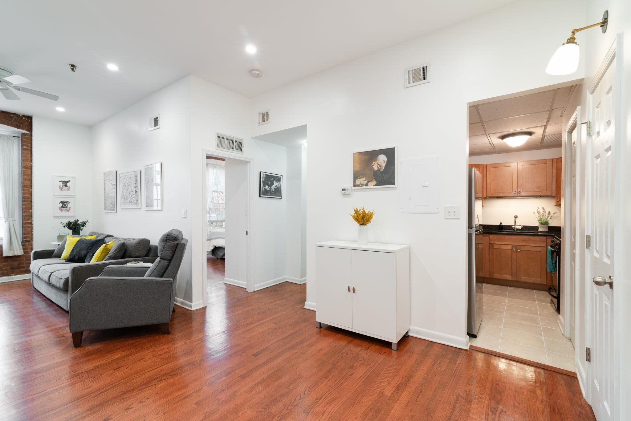 347 VARICK ST Unit: 204A