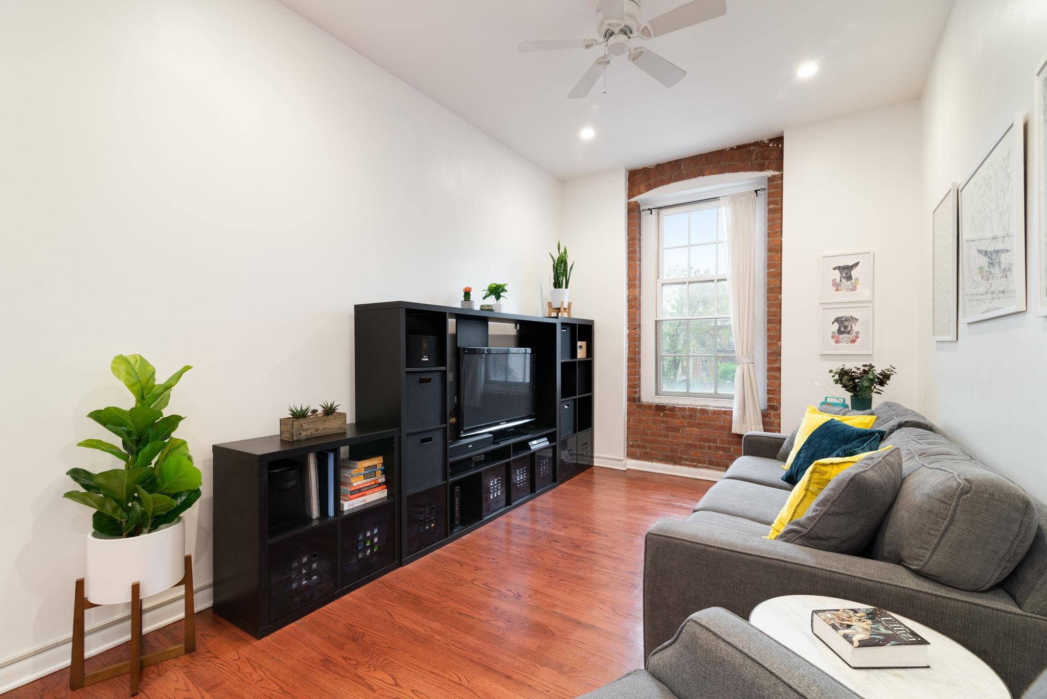 347 VARICK ST Unit: 204A