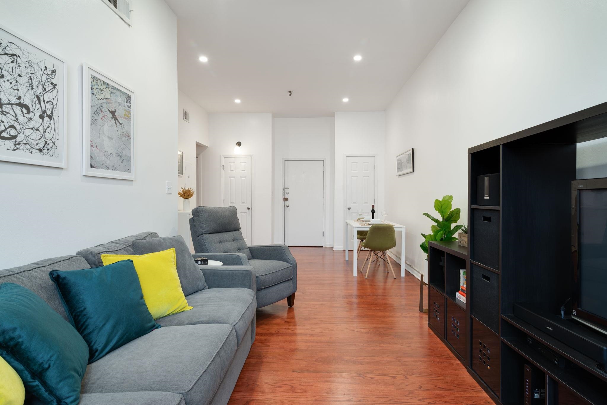 347 VARICK ST Unit: 204A