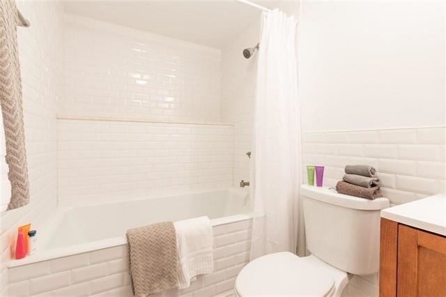 128 OGDEN AVE Unit: 1