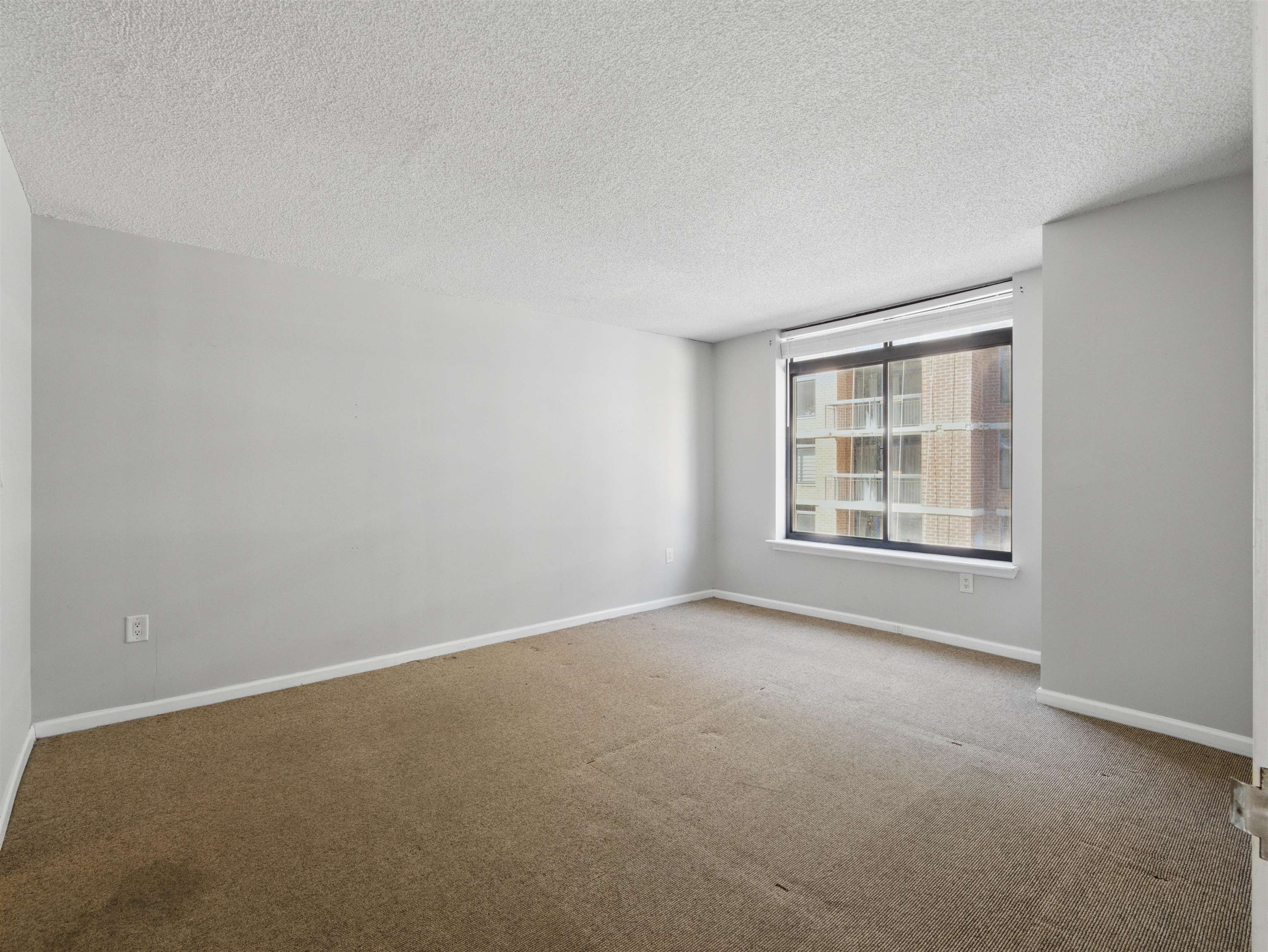 700 1ST ST Unit: 13C